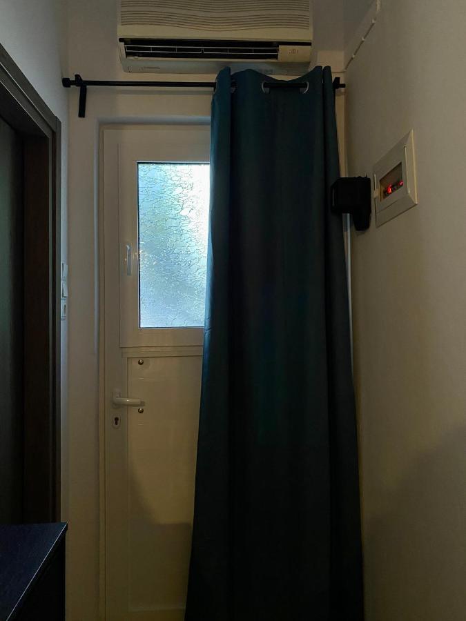 Rania'S House Apartment Methana Exterior photo